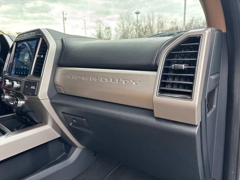 Used 2022 Ford F250 Lariat w/ Lariat Value Package image 22