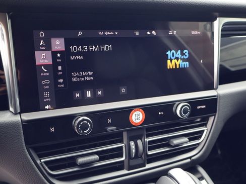 New 2026 Porsche Macan S AWD/4WD image 17