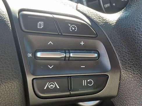 Used 2023 Hyundai Kona SEL AWD/4WD image 21