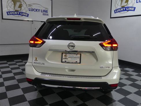 Used 2018 Nissan Rogue SL w/ Premium Package image 7