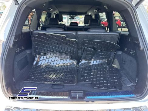 Used 2022 Mercedes-Benz GLS 450 4MATIC image 32