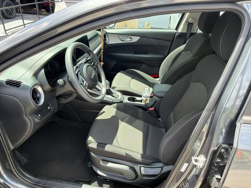 Used 2024 Kia Forte LXS FWD image 7