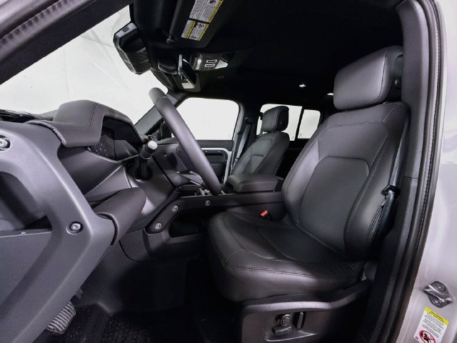 New 2026 Land Rover Defender 110 X-Dynamic SE AWD/4WD image 11