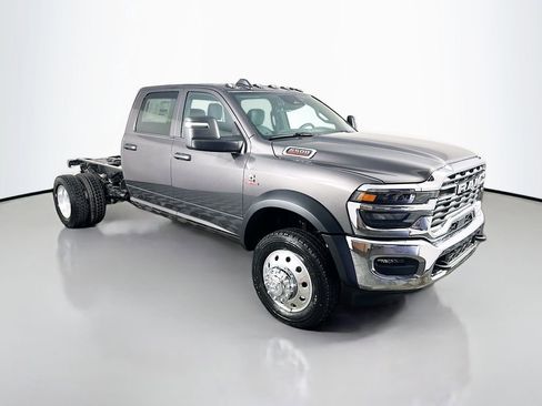 New 2026 RAM 5500 Tradesman w/ Chrome Appearance Group image 1