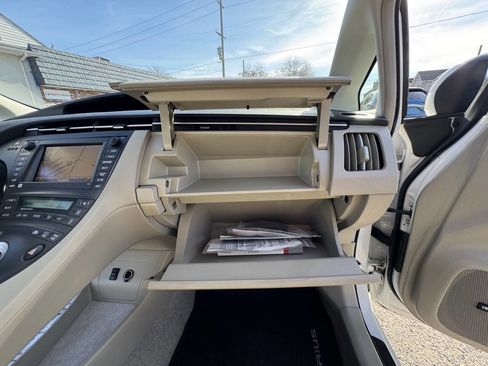 Used 2010 Toyota Prius Four image 63