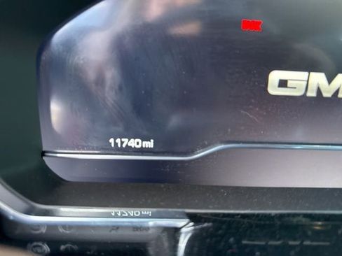 Used 2024 GMC Sierra 1500 Elevation w/ X31 Off-Road Package image 10