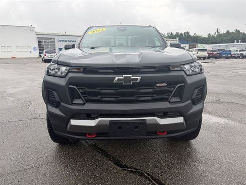 Used 2024 Chevrolet Colorado Trail Boss w/ Advanced Trailering Package AWD/4WD image 2