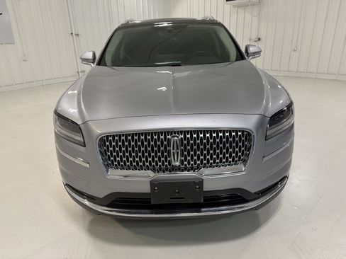 Used 2022 Lincoln Nautilus Reserve FWD image 8