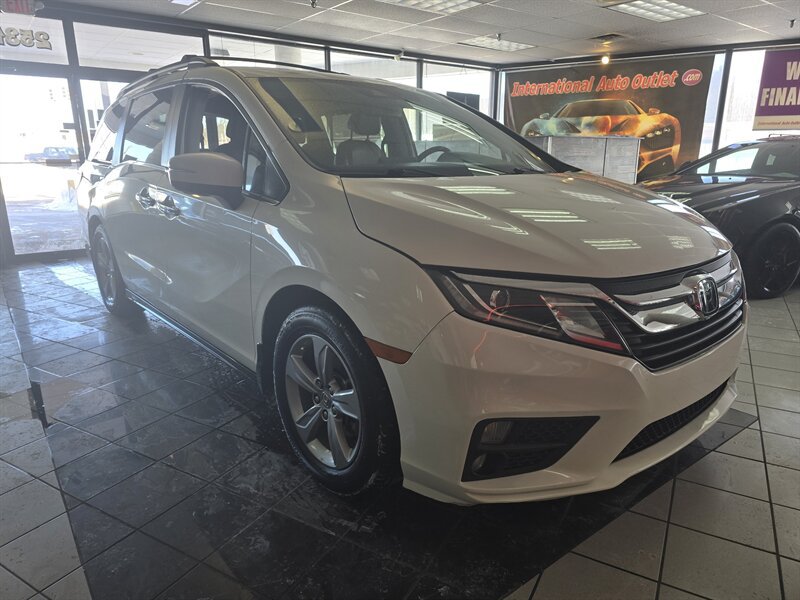 Used 2018 Honda Odyssey EX-L image 3