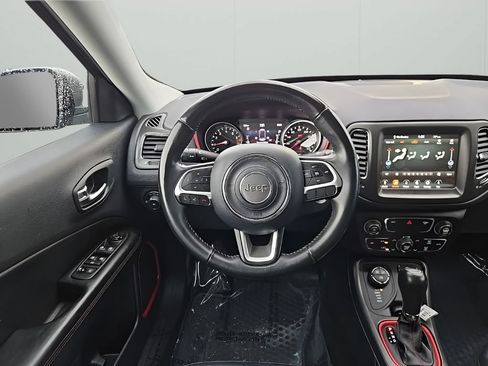 Used 2019 Jeep Compass Trailhawk w/ Popular Equipment Group AWD/4WD image 24
