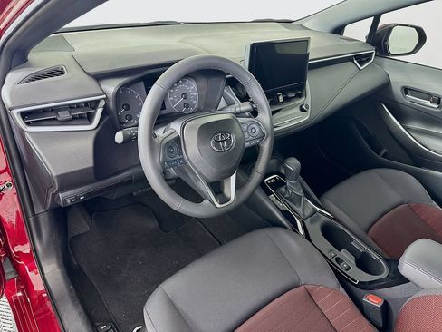 Certified 2024 Toyota Corolla SE FWD image 9