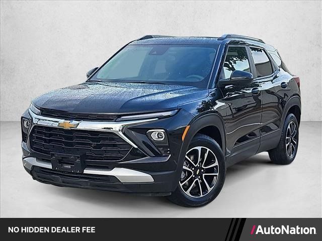 Used 2025 Chevrolet TrailBlazer LT FWD image 1