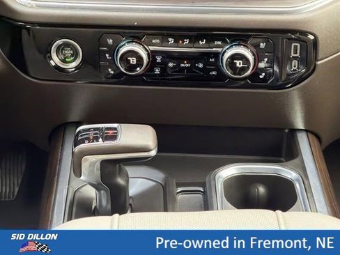 Certified 2023 GMC Sierra 1500 SLT w/ SLT Premium Package AWD/4WD image 11