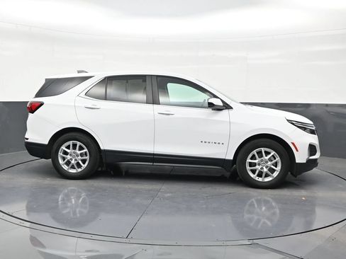 Used 2024 Chevrolet Equinox LT FWD image 6