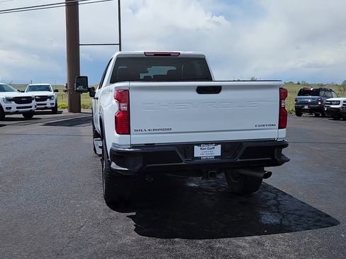 Used 2024 Chevrolet Silverado 2500 Custom w/ Custom Convenience Package AWD/4WD image 3