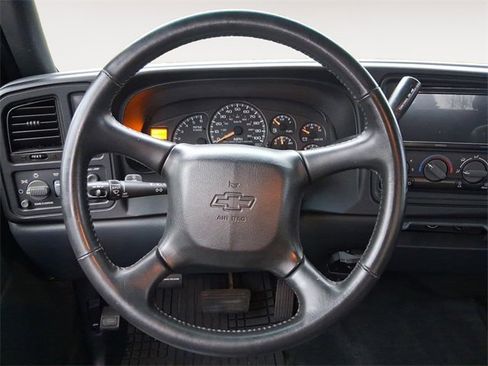 Used 2002 Chevrolet Silverado 1500 LS w/ Electrical Convenience Pkg image 12