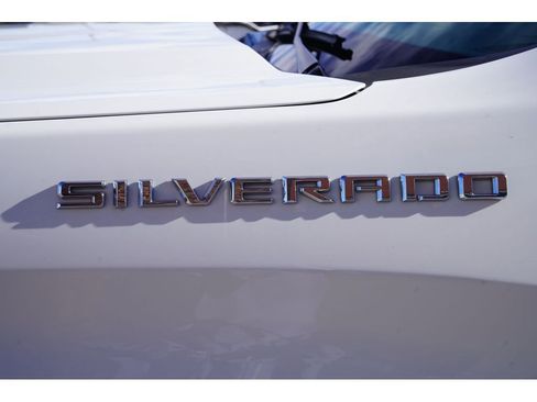 Used 2020 Chevrolet Silverado 1500 LT w/ Remote Start Package image 8