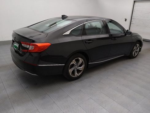 Used 2020 Honda Accord EX image 10