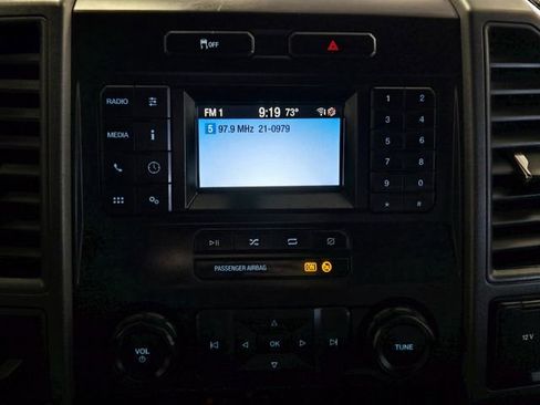 Used 2021 Ford F250 XL w/ Power Equipment Group image 19