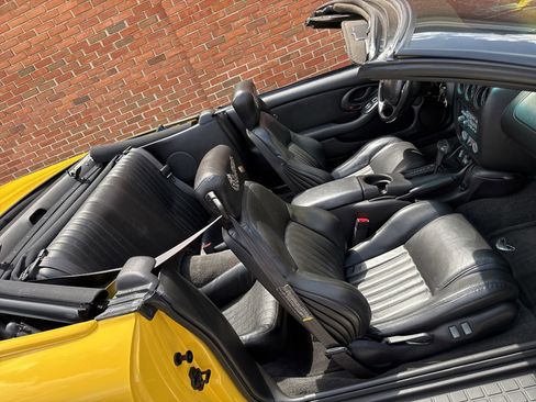 Used 2002 Pontiac Firebird Trans Am RWD image 44