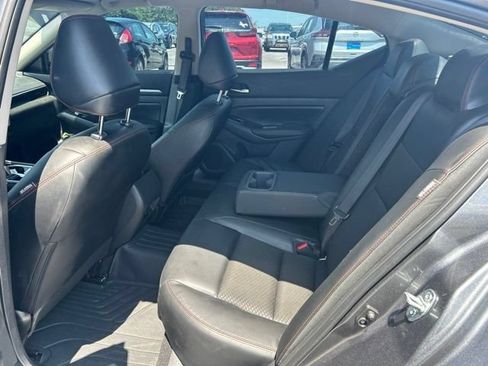 Used 2025 Nissan Altima 2.5 SR FWD image 19