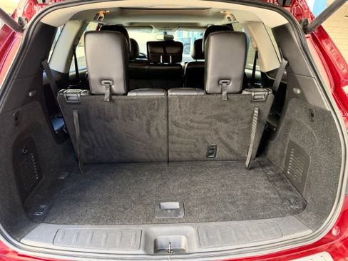 Used 2019 Nissan Pathfinder Platinum AWD/4WD image 28
