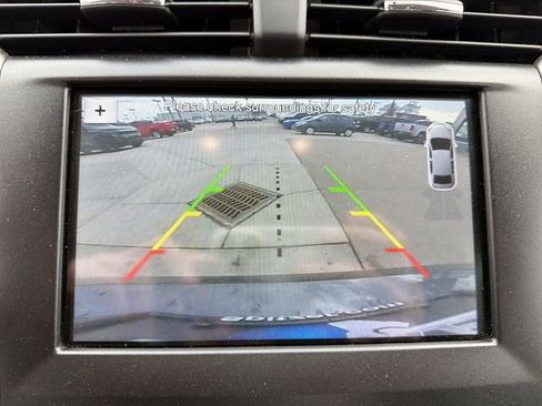 Used 2017 Ford Fusion SE w/ Equipment Group 201A image 19