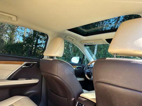 Used 2019 Lexus RX 350 Premium w/ Premium Package image 20