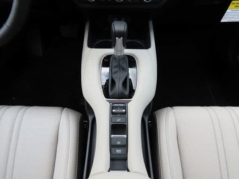 New 2027 Honda HR-V EX-L image 22
