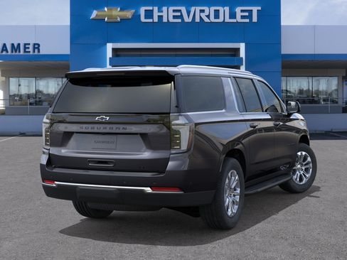 New 2026 Chevrolet Suburban LT w/ Comfort Package AWD/4WD image 35