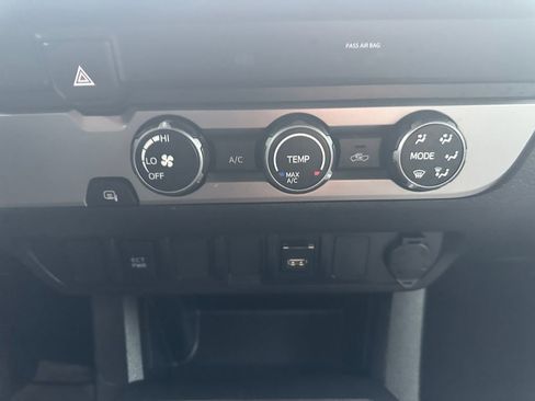 Used 2023 Toyota Tacoma SR image 18