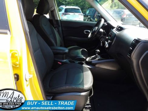 Used 2014 Kia Soul + image 18