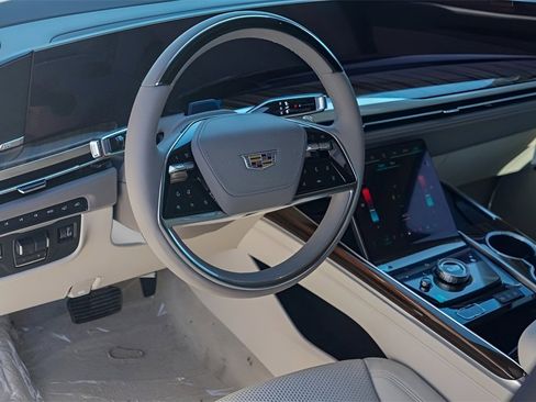 New 2026 Cadillac Escalade ESV Platinum Luxury image 9