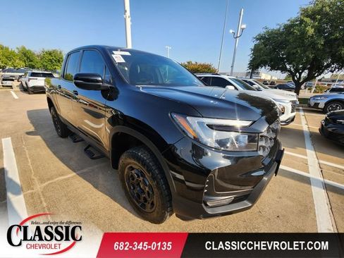 Used 2025 Honda Ridgeline TrailSport+ image 1