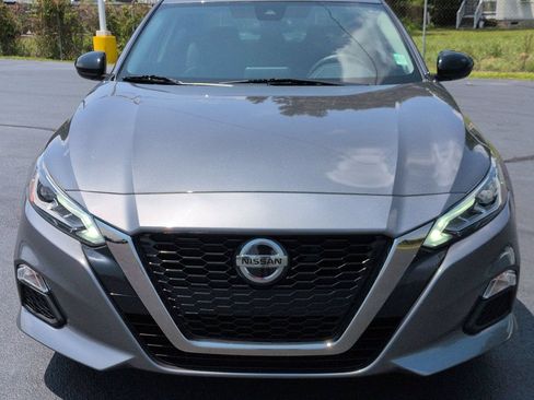 Used 2022 Nissan Altima 2.5 SR FWD image 8