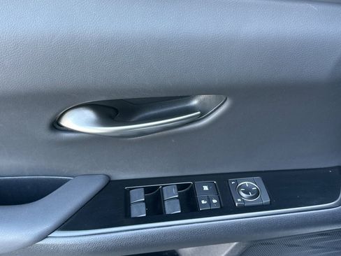Used 2024 Lexus UX 250h FWD image 10