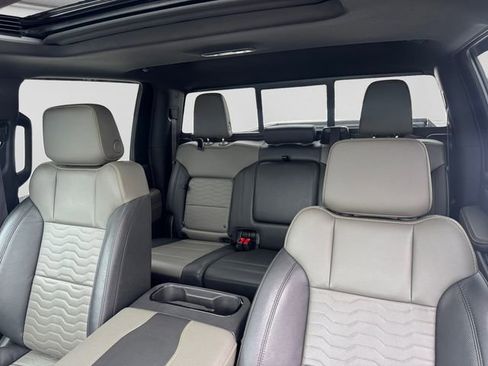 Used 2024 Chevrolet Silverado 2500 ZR2 w/ Snow Plow Prep/Camper Package image 20