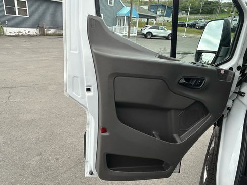 Used 2020 Ford Transit 250 Medium Roof RWD image 13