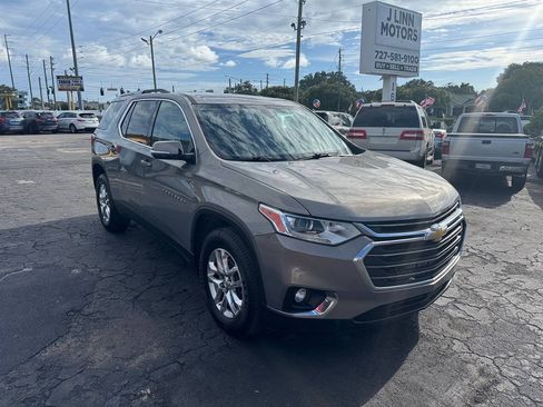 Used 2018 Chevrolet Traverse LT AWD/4WD image 2
