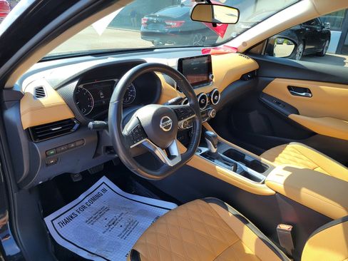 Used 2023 Nissan Sentra SV w/ SV Premium Package FWD image 16