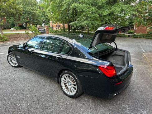Used 2014 BMW 750Li RWD image 14