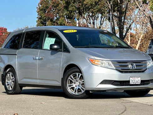 Used 2011 Honda Odyssey EX-L image 2
