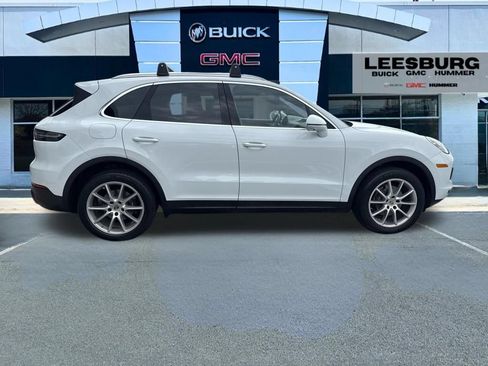 Used 2020 Porsche Cayenne AWD/4WD image 8