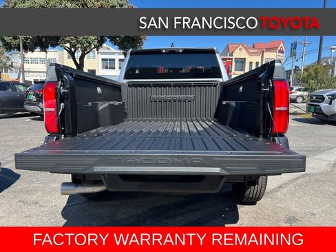 Used 2025 Toyota Tacoma SR image 29