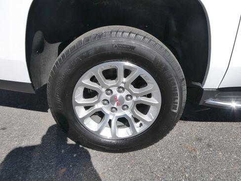 Used 2019 GMC Yukon XL SLT image 36