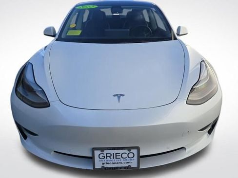 Used 2022 Tesla Model 3 Performance image 2