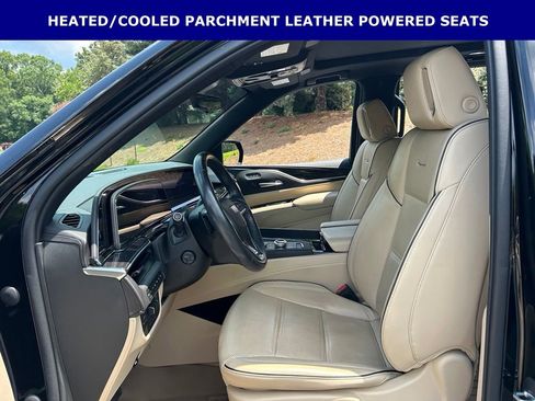 Used 2022 Cadillac Escalade Premium Luxury w/ Performance Package AWD/4WD image 5