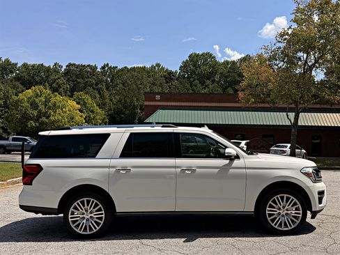 Used 2023 Ford Expedition Max Limited AWD/4WD image 4