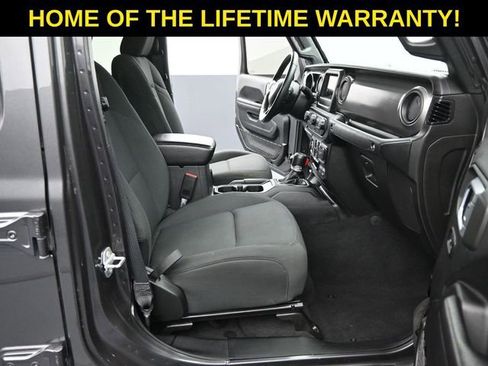 Used 2021 Jeep Gladiator Willys image 50