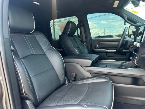 Used 2024 RAM 2500 Limited AWD/4WD image 23